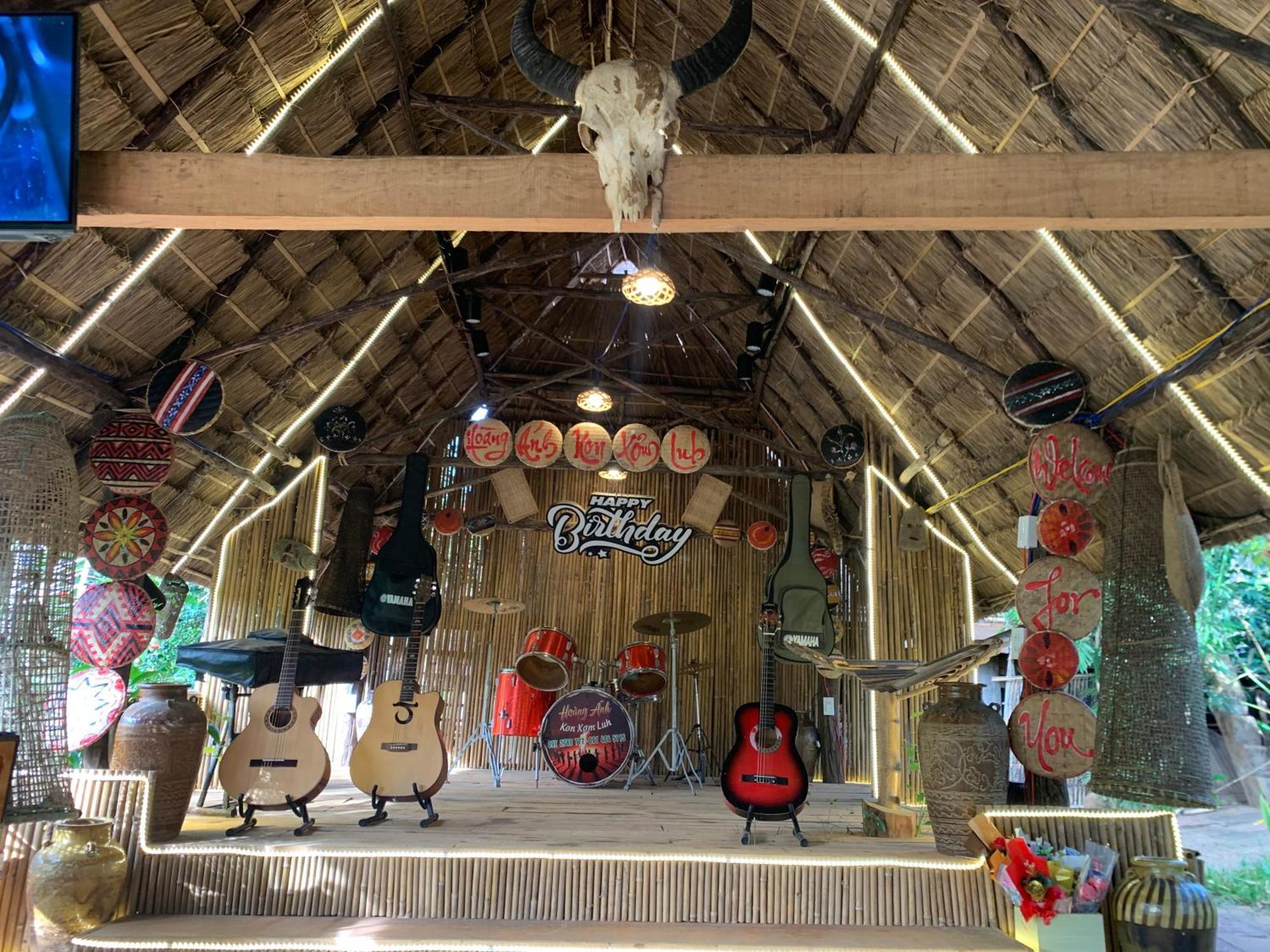 Khu Du Lich Sinh Thai, Nghi Duong Homestay Hoang Anh - Kon Xom Luh Kon Tum ภายนอก รูปภาพ