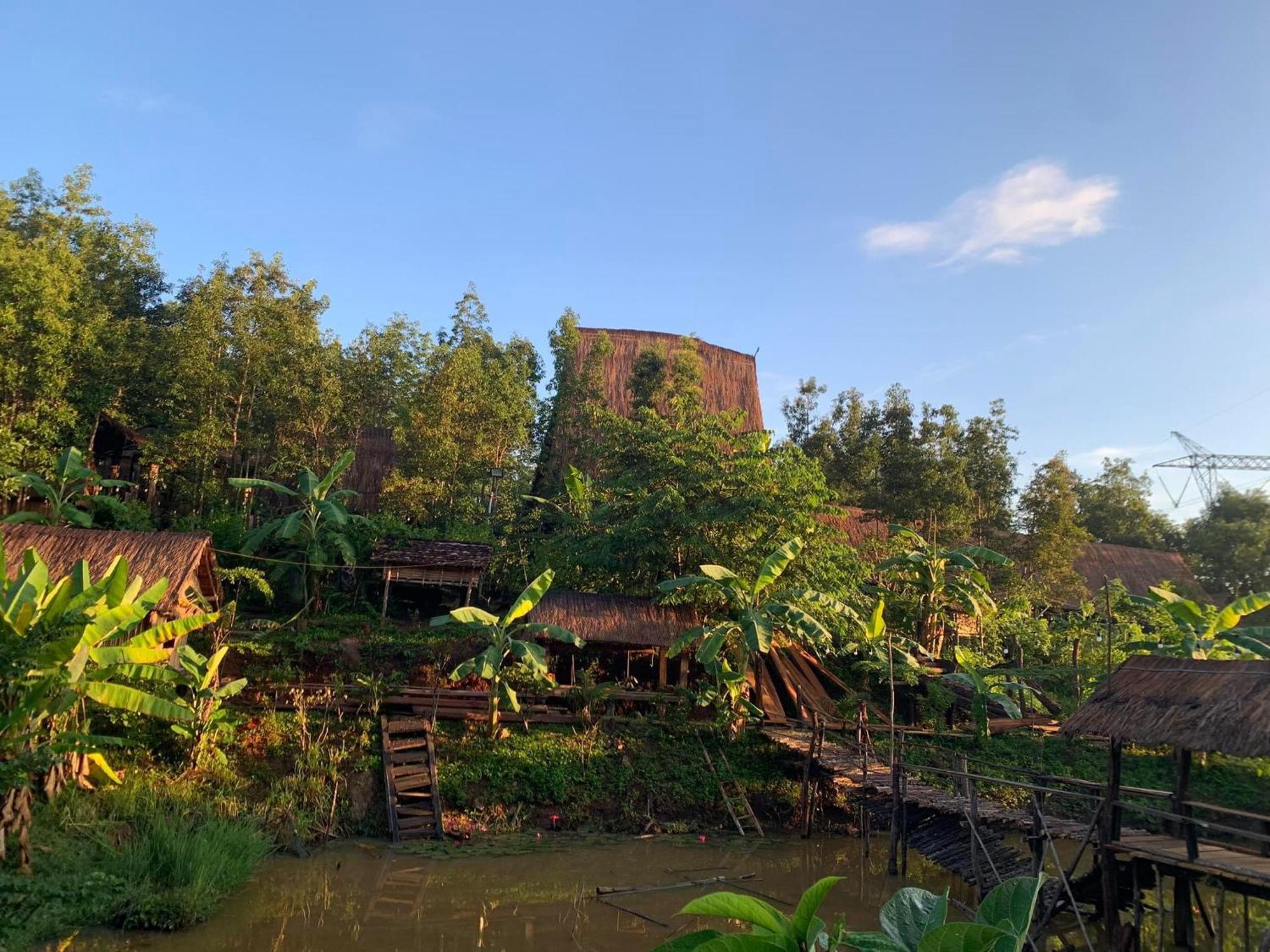 Khu Du Lich Sinh Thai, Nghi Duong Homestay Hoang Anh - Kon Xom Luh Kon Tum ภายนอก รูปภาพ