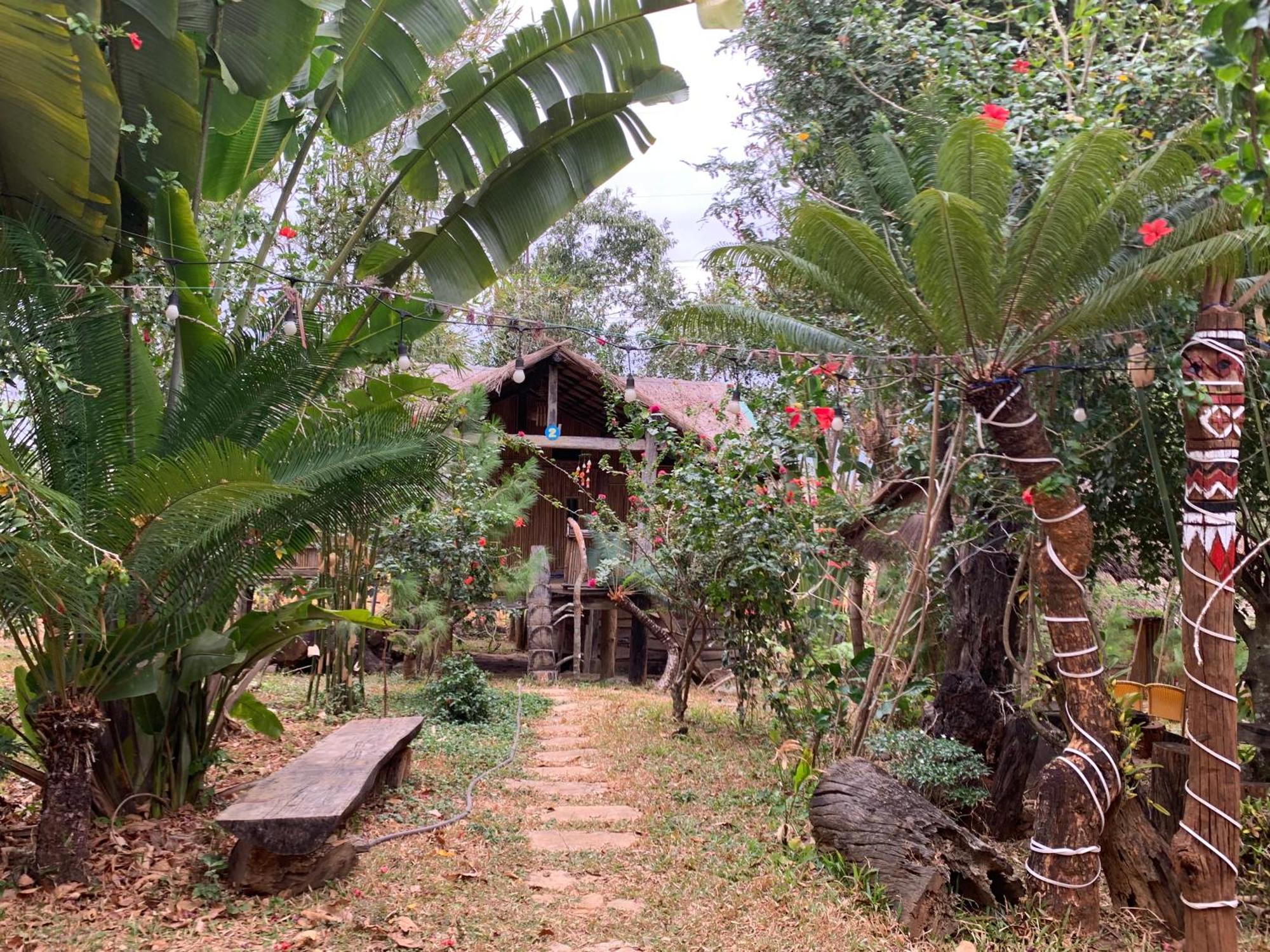 Khu Du Lich Sinh Thai, Nghi Duong Homestay Hoang Anh - Kon Xom Luh Kon Tum ภายนอก รูปภาพ